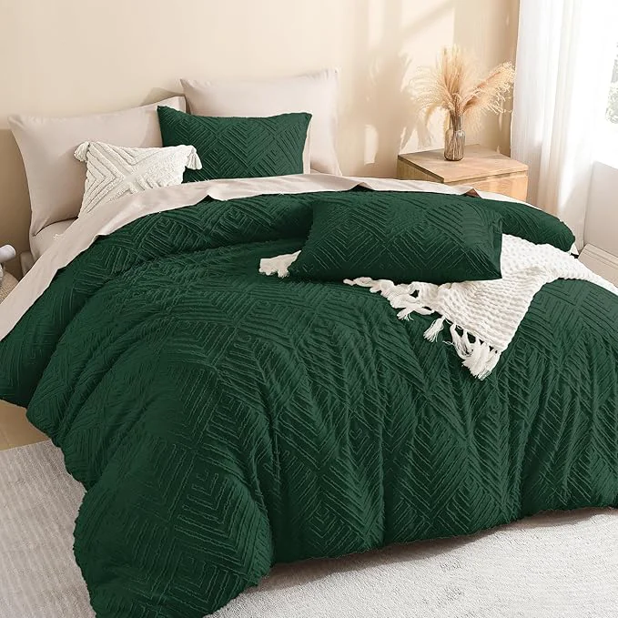 Crafted Litanika Oversized Queen Comforter Emerald Green 3 Pieces Dark Green Tufted Boho Farmhouse Bedding Comforter Set Lightweight Fluffy All Season Comforter Set 98x98In Comforter amp 2 Pillowcases Durable