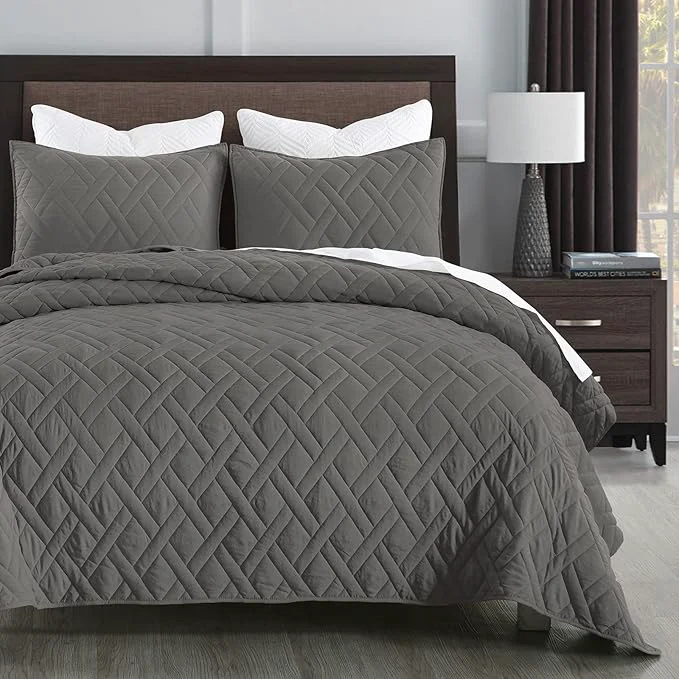 Environmentally Friendly HORIMOTE HOME Quilt Set King Size Grey Classic Geometric Diamond Stitched Pattern Microfiber Ultra Soft Lightweight Bedspread Coverlet for All Season 3 Piece Includes 1 Quilt and 2 Shams Specialty