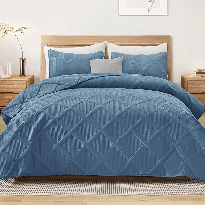 Original Exclusivo Mezcla King Size Quilt Set with Modern Striped Pattern 3 Pieces Lightweight Grayish Blue Quilts Bedding Set Soft Bedspreads Coverlets for All Seasons Green