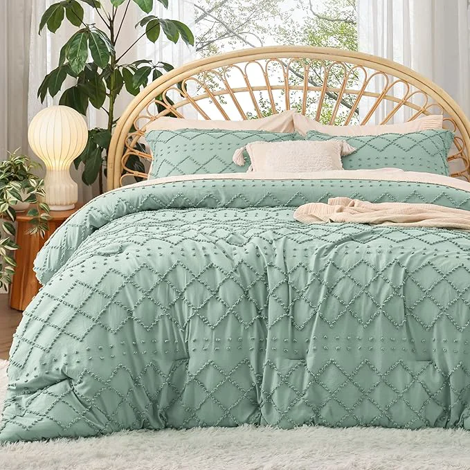 Sustainable Bedsure King Comforter Set - Sage Green Comforter Boho Tufted Shabby Chic Bedding for Kids 3 Pieces Vintage Farmhouse Bed Set for All Seasons Fluffy Soft Bedding with 2 Pillow Shams Trendy