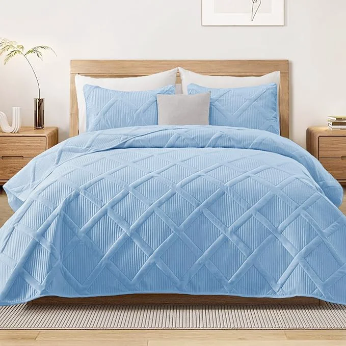 Environmentally Friendly Exclusivo Mezcla Full Queen Size Quilt Set with Modern Striped Pattern 3 Pieces Lightweight Sky Blue Quilts Bedding Set Soft Bedspreads Coverlets for All Seasons Casual