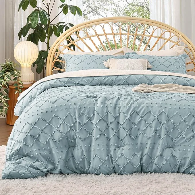 Solid Bedsure King Comforter Set - Dusty Blue Comforter Boho Tufted Shabby Chic Bedding for Kids 3 Pieces Vintage Farmhouse Bed Set for All Seasons Fluffy Soft Bedding with 2 Pillow Shams Sustainable