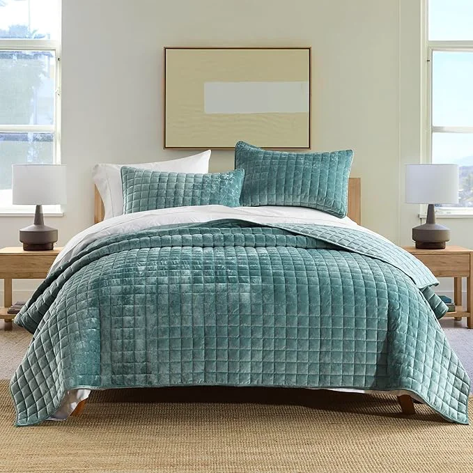 Exceptional Secgo Twin Comforter Set for Bed - Velvet Quilts Queen Size Black Bedspreads 68 86 Inch with 2 Pillow Shams Patchwork Reversible Lightweight Bedding Contemporary
