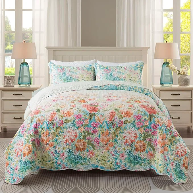 Expertly Made Travan Bedding Set - King Quilt Set with 1 Quilt and 2 Shams Dream Garden-Champagne Microfiber All Season 3 Pieces Classic
