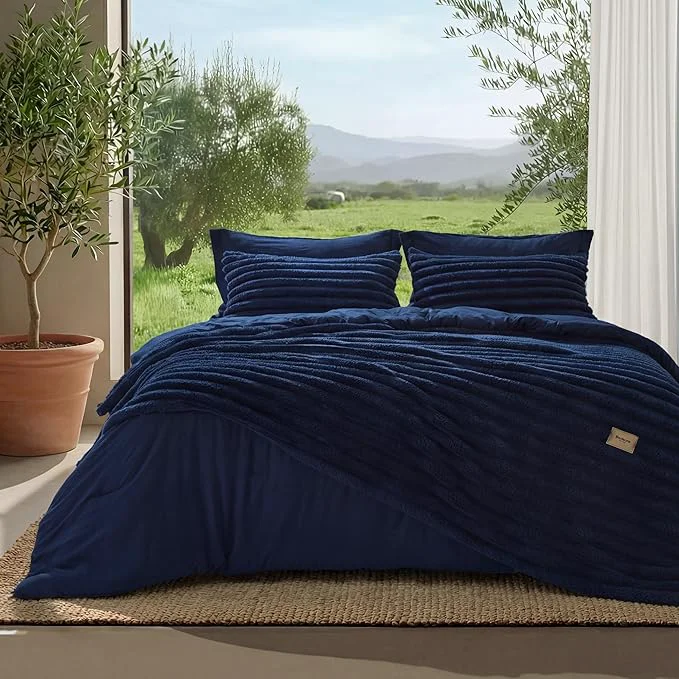 Easy-to-Use Bedsure Gentlesoft™ 2-in-1 Twin Comforter Set and Detachable Fluffy Blanket Navy Blue Bedding Set for All Season Use SnapTech Design for Space Saving Includes 1 Pillow Sham 1 Pillowcase Soft