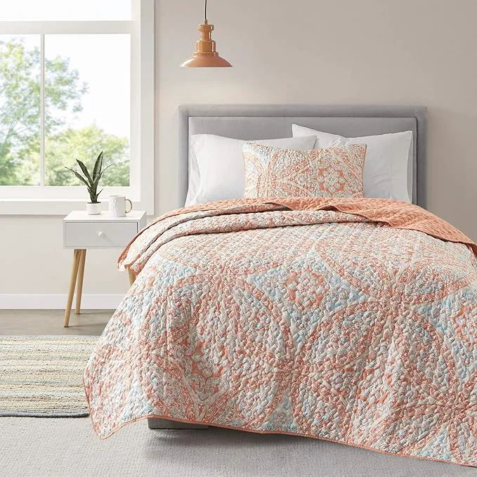 Outstanding Comfort Spaces Reversible Quilt Set-Vermicelli Stitching Design All Season Lightweight Coverlet Bedspread Bedding Matching Shams Twin Twin XL 66 in x 90 in Gloria Damask Coral 2 Piece Luxury