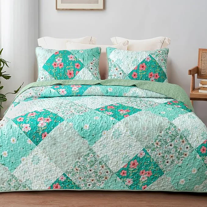 Clean Whale Flotilla Patchwork Quilts Queen Size Extra Soft Boho Floral Bedspreads for Bed Reversible Lightweight Full Queen Quilt Bedding Set Printed Coverlets with 2 Pillow Shams for All Seasons Green Secure