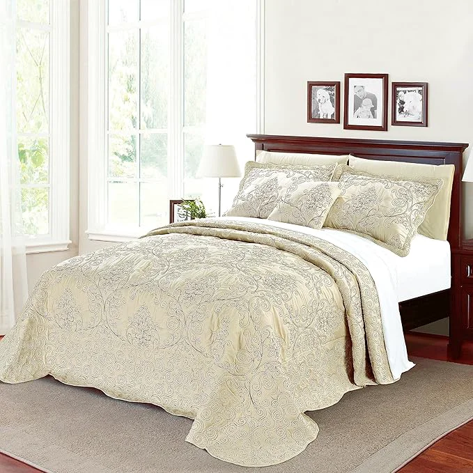 Top-Quality Home Soft Things Damask 4 Piece Bedspread Set Scalloped Edge Reversible Quilt Coverlet Comforter Prewashed Bedding Set Matelasse Embossed Floral Solid Pattern Beige Oversize Queen 110 quot x 120 quot Relaxed