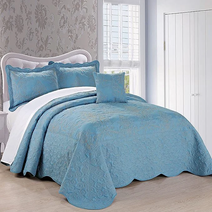 Contemporary Home Soft Things Damask 4 Piece Bedspread Set Scalloped Edge Reversible Coverlet Comforter Prewashed Bedding Set Matelasse Embossed Floral Solid Pattern Forget Me Not Oversize Queen 110 quot x 120 quot Luxury