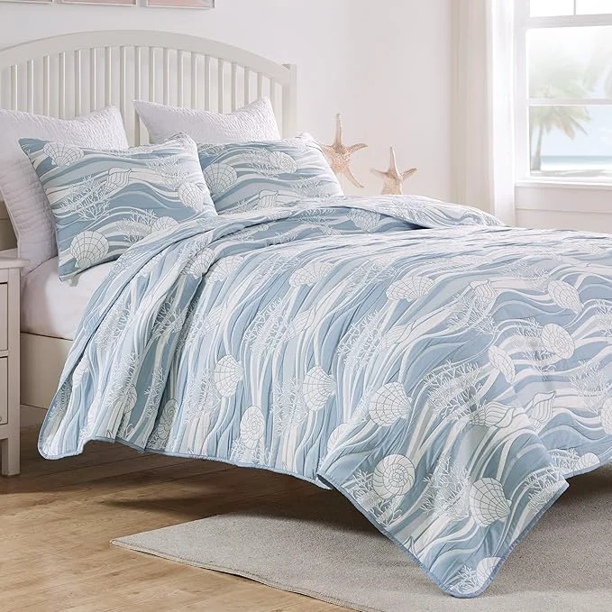 Elite Greenland Home Coastal Paradise Reversible Matelassé Coverlet Set 2-Piece Twin XL Dover Tidal Blue Exceptional