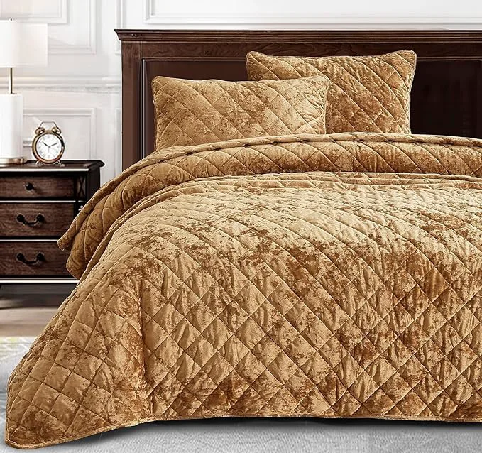 Green Chezmoi Collection Lux Caramel Gold Velvet Quilt Oversized King Set 3-Piece Plush Distressed Velvet Bedding All Season Lightweight Comforter Brushed Microfiber Reverse with Diamond Stitch Quilting Unique