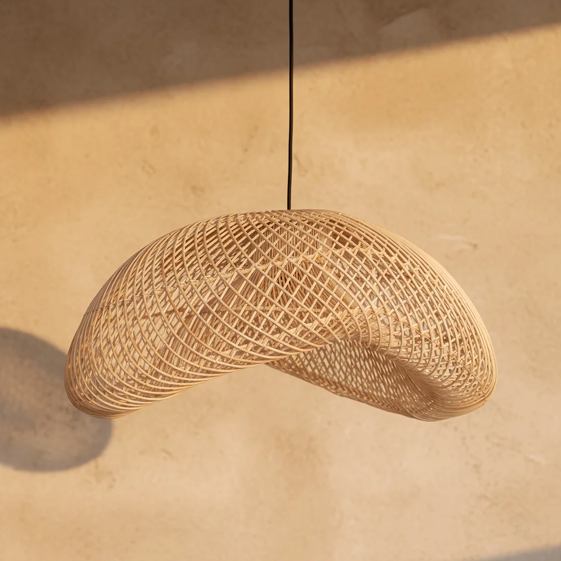 Contemporary Maze lamp organic natural XL Secure