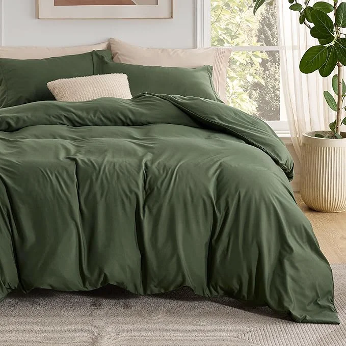 Expertly Made Bedsure Duvet Cover with Fitted Sheet King - Cooling Deep Pocket Hotel Luxury Soft Double Brushed Bedding Set with Zipper Closure 1 Duvet Cover 1 Fitted Sheet 2 Pillow Shams NO Comforter Green