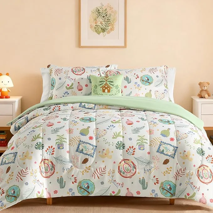 Luxury Full Size Comforter Set for Girls - 4 Pieces Forest Friends Full Bedding Sets for Kids 1 Comforter 2 Shams and 1 Decor Pillow Comfortable