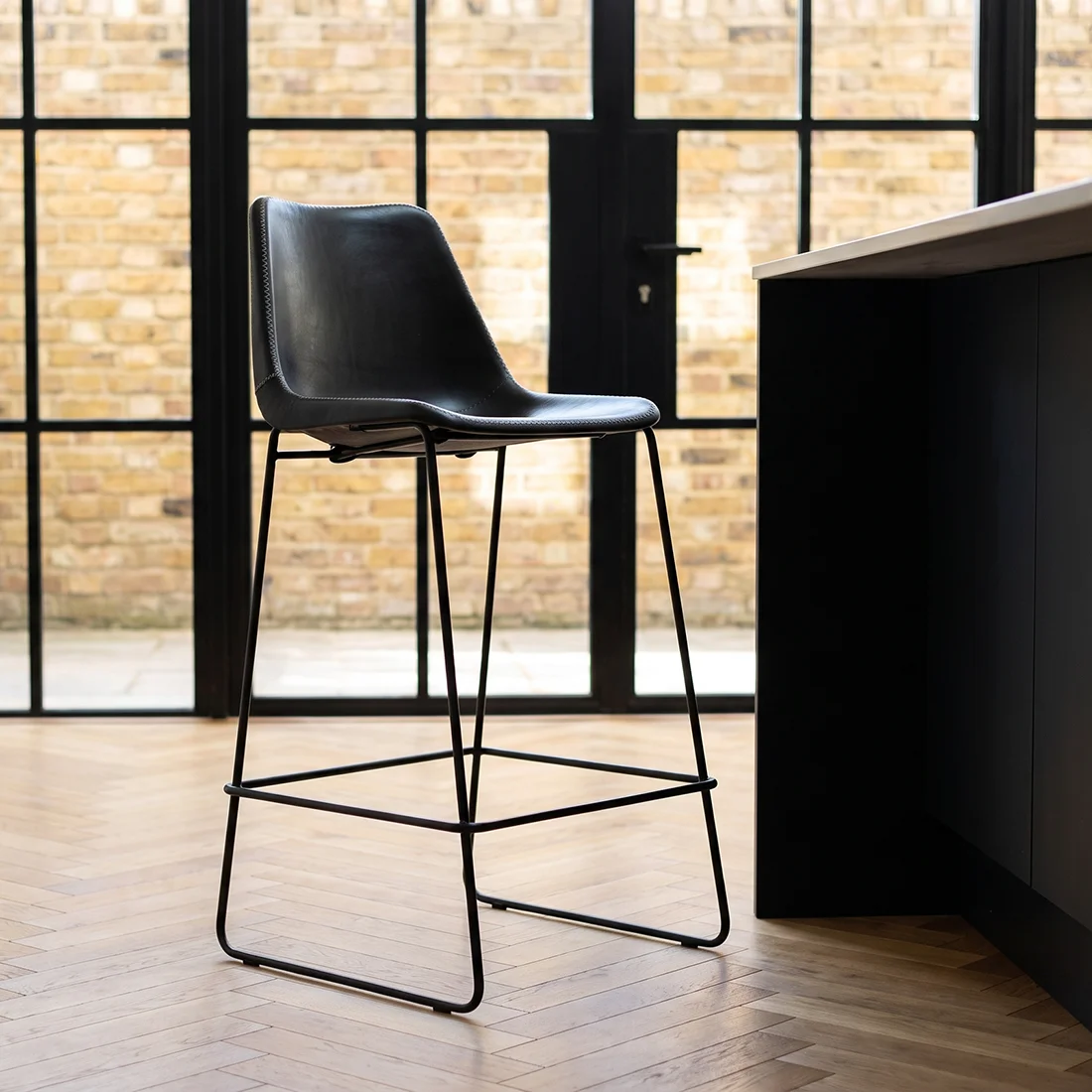 Innovative Sol Y Luna barkruk zwart Soft