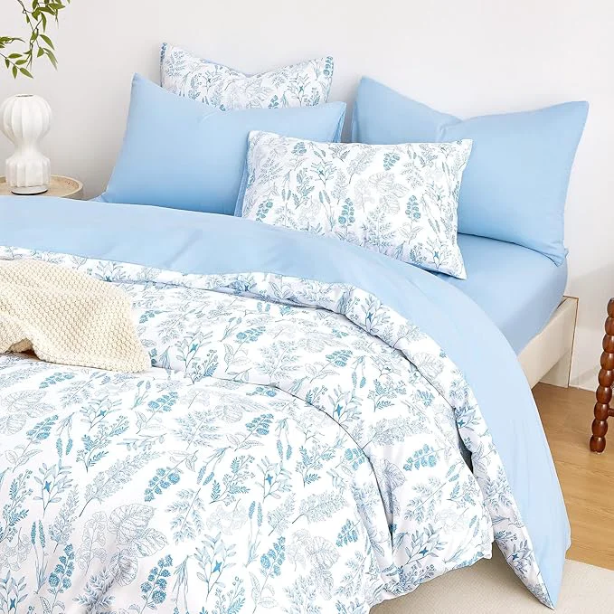 Traditional Wake In Cloud - Floral Duvet Cover Set Botanical Vintage Flower Coquette Cottagecore Aesthetic for Women Teen Girls Soft Lightweight Bedding 3-Piece Blue Queen Size Effective