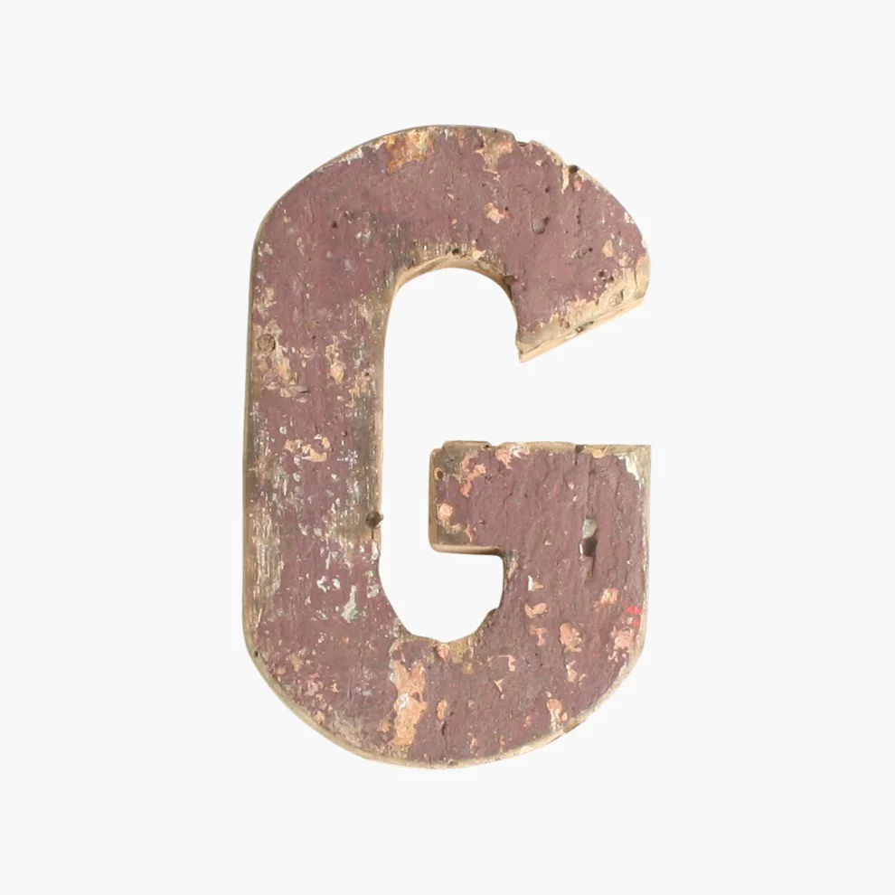 Trendy Boatwood letter G Superior