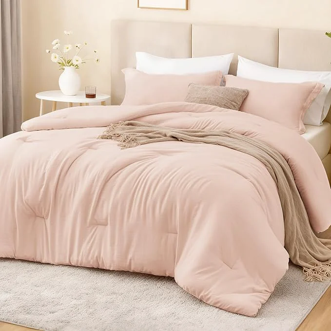 Exceptional Love's cabin Pink King Size Comforter Set 3-Piece Prewashed Bed Set Healthy
