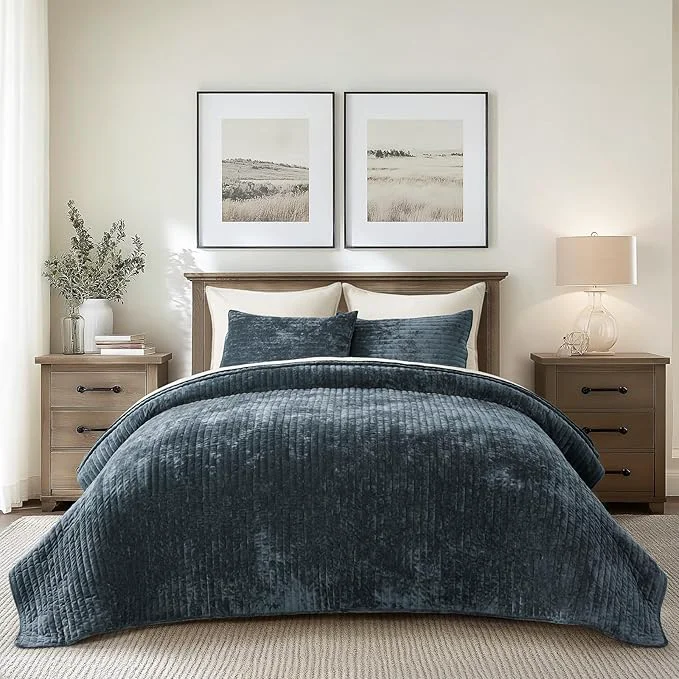 Outstanding EVERGRACE Velvet Quilt Set Queen Size Luxurious Soft Striped Channel Bedding Stylish