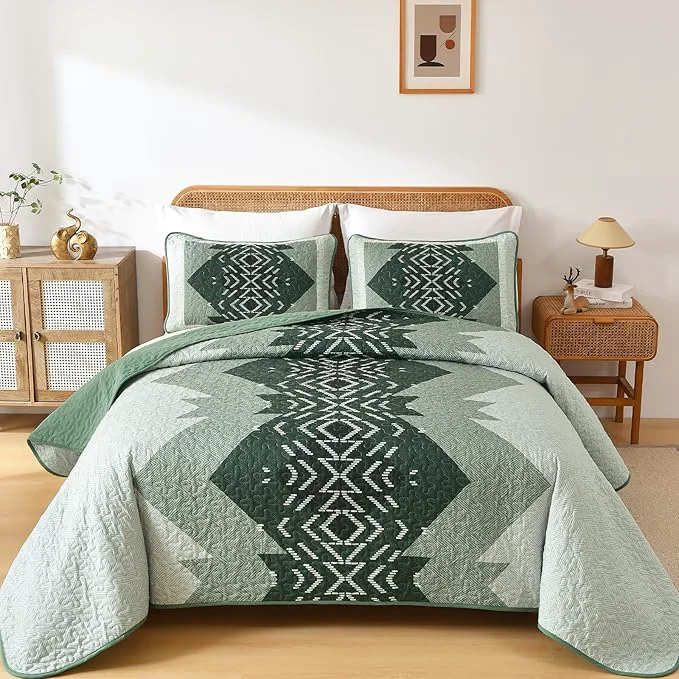 Carefully Designed Dintszyayue Green Quilt Set Queen Size 3 Piece Boho Aztec Texture Bedspread Coverlet Set Reversible Lightweight Bedding Set Geometric Bohemian Bed Cover with 2 Pillowcases Green 90 quot x96 quot Crafted