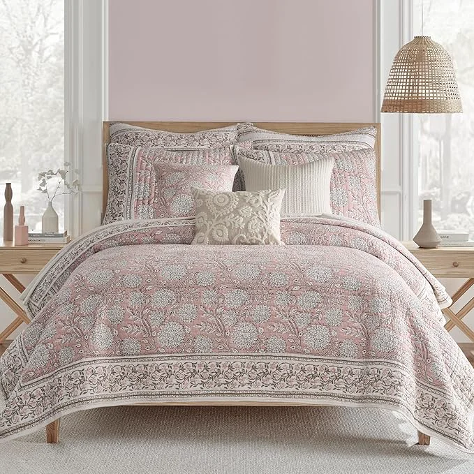 Official Levtex Home Adare Blush Reversible Full Queen Quilt Set 88x92in with 2 Pillow Shams 26x20in - Floral Bedding - Blush White - Cotton Full Queen Size Quilt Bedding Set - Lightweight Soft Easy-to-Use