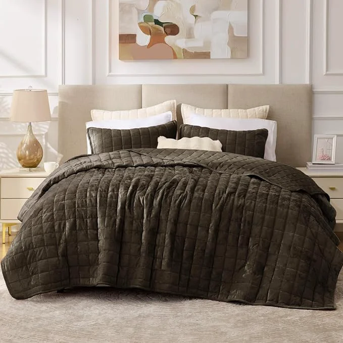 Efficient BEDELITE Velvet Quilt Set King Size - Luxury Velvet Comforter Bedding Set 3 Pieces Lightweight Soft Cozy Mocha Brown Oversized Bedspread Coverlet for All Seasons with 2 Pillow Shams Prestigious