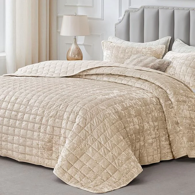 Easy-to-Use BEDELITE Velvet Quilt Set King Size - Luxury Velvet Comforter Bedding Set 3 Pieces Lightweight Soft Cozy Shiny Urban Taupe Oversized Bedspread Coverlet for All Seasons with 2 Pillow Shams Reusable