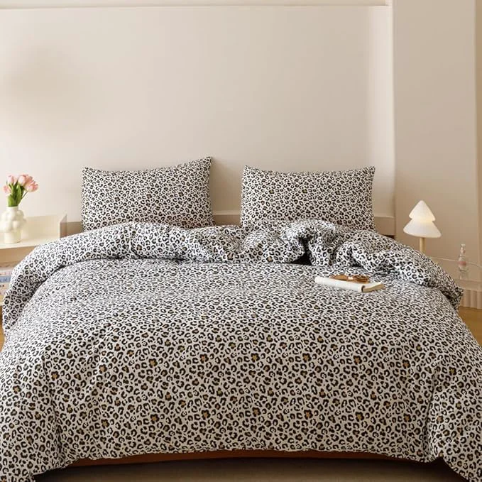 Consistent CLOTHKNOW Black Leopard Print King Size Comforter Set Cheetah Bedding Comforter Sets Black White Brown Bedding Sets with 2 x Pillowcases Premium