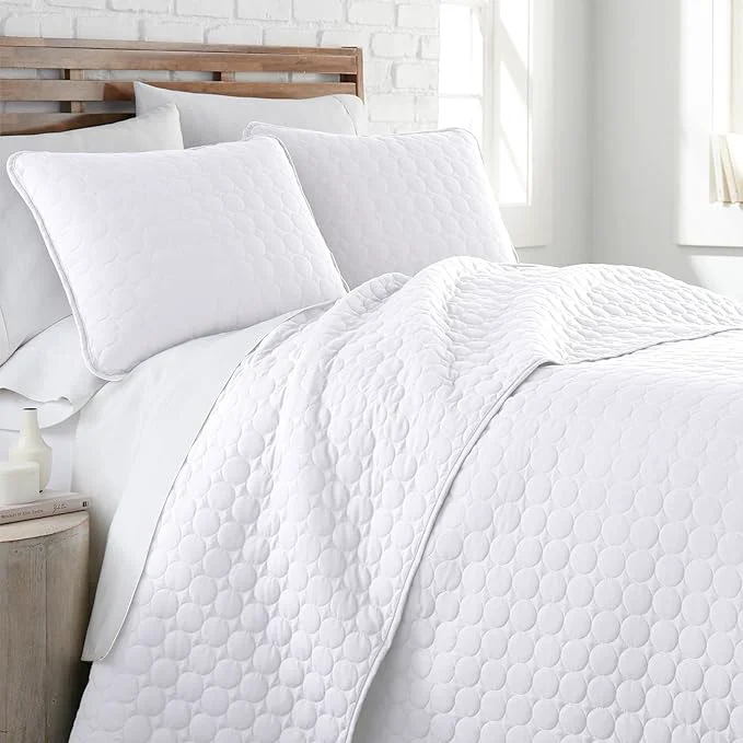 Durable Southshore Fine Living Inc. White Quilts Queen Size Set Lightweight Summer Bedspread with 2 Quilted Pillow Shams Cozy Soft Circle-Stitch Design Queen Size Full Size White