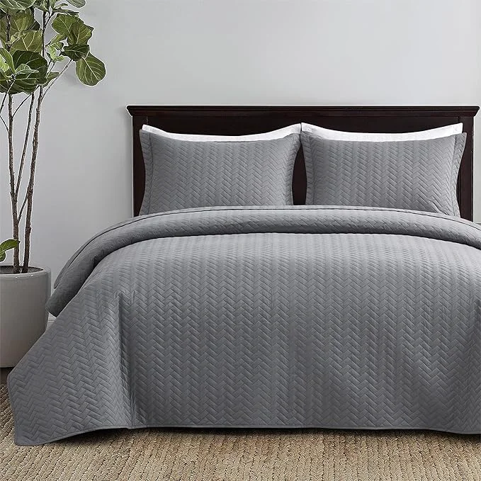 Effective Maple amp Stone Quilt Set Twin Twin XL Lightweight Grey Bedspread Ultrasonic Chevron Pattern Light Coverlet for All Season Comforter Bedding Decor - 2 Piece Twin Extra Long Bed Cover Sets Unique
