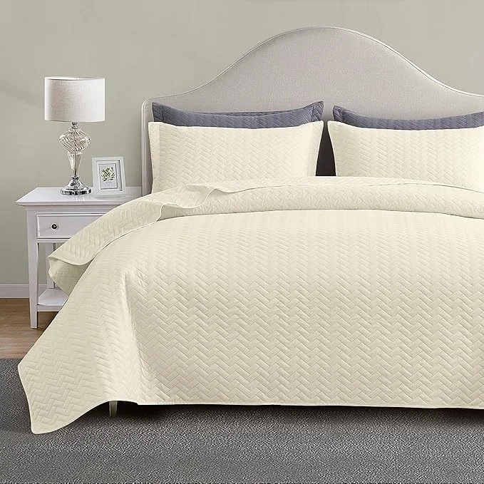 Comfortable Maple amp Stone Quilt Set Queen Size Lightweight Off-White Bedspread Ultrasonic Chevron Pattern Light Coverlet for All Season Comforter Bedding Decor - 3 Piece Full Bed Cover Sets Natural