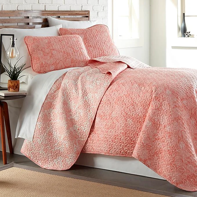 High-Grade Southshore Fine Living Inc. Paisley Quilt Queen Size Bedding Set Summer Coverlet Boho Bedspread 3-Piece Farmhouse Bedding with Two Matching Pillow Shams Full Queen Bed Set Reversible Coral Pure
