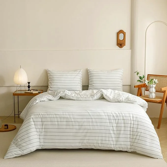 Casual KAREVER White Black Stripes Comforter Twin Striped Bedding Set 3 PCs Comforter Set Twin Size Comforter 68x90 Inches with 2 Pillowcases 26x26 inches Easy-to-Use