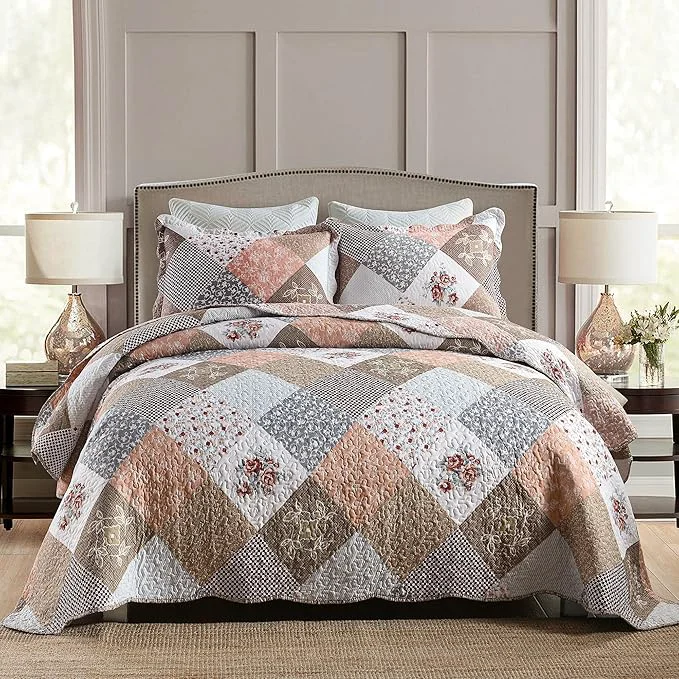 Stylish HoneiLife Quilt Set King Size - 3 Piece Microfiber Quilts Reversible Bedspreads Patchwork Coverlets Floral Bedding Set All Season Quilts-Mocha Rose King Size Convenient