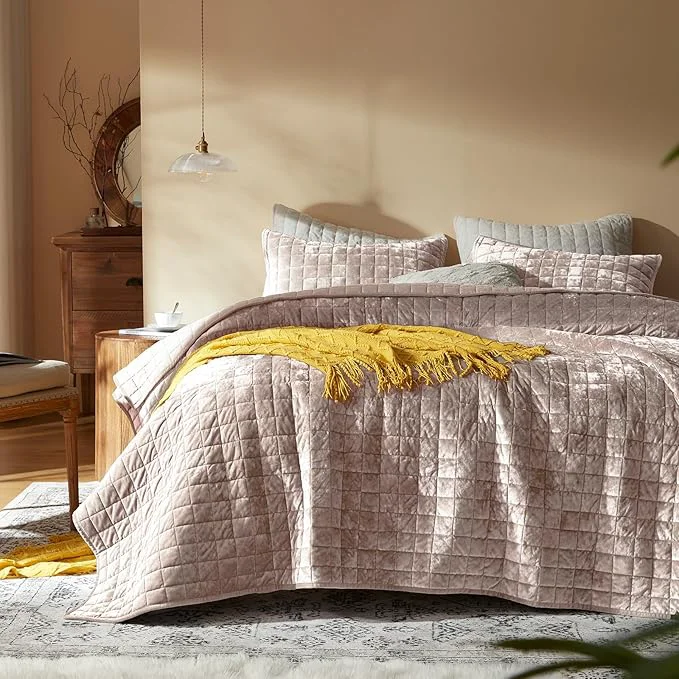 Quality LEAONME Velvet Quilt King Size-98 39 39 x106 39 39 Lightweight Dusty Pink Comforter Set with 2 Pillow Shams Soft Bedspread Coverlet Quilted Bedding Set for All Season Original