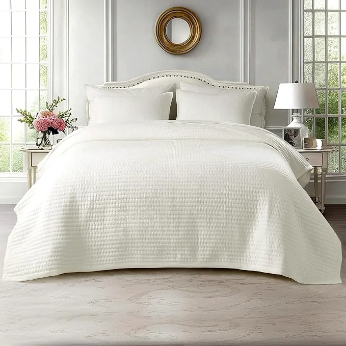 Premium Material Oversized King Quilt Set 112 quot x106 quot – Soft Washed 3 - Layer Lightweight California King Bedspread Minimalist Nordic Design All-Season Spring amp Summer Quilt Set 1 Quilt 2 Pillow Shams Cream White Enhanced
