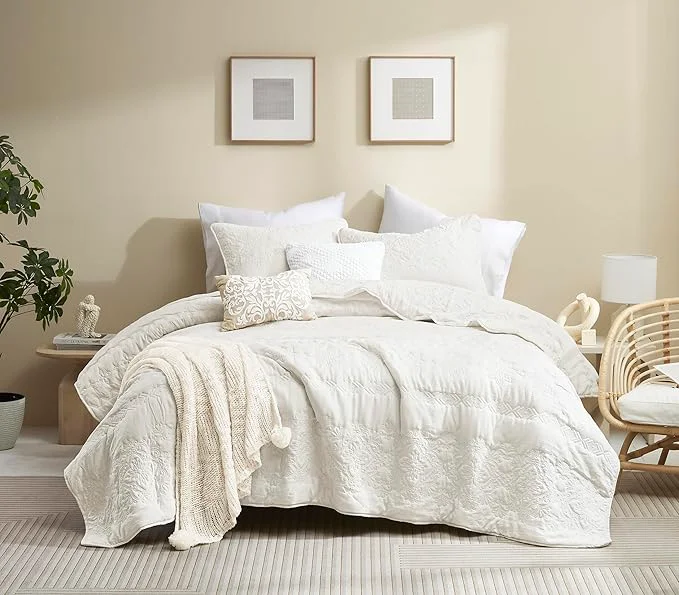 Enhanced Boho Ivory Quilt Twin Size Bedding Sets with Pillow Sham Bohemian Lightweight Soft Bedspread Coverlet Cream Farmhouse Floral Vintage Thin Comforter Bed Cover for All Season 2 Pieces 68x90 inches High-Grade