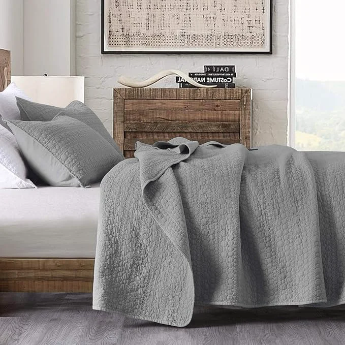 Sustainable HORIMOTE HOME Quilt Set Queen Size Grey Classic Geometric Spots Stitched Pattern Pre-Washed Microfiber Chic Rustic Look Ultra Soft Lightweight Quilted Bedspread for All Season 3 Pieces Smooth
