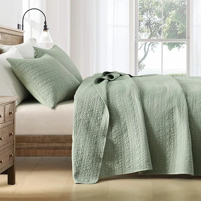 Recyclable HORIMOTE HOME Quilt Set Queen Size Sage Green Classic Geometric Spots Stitched Pattern Pre-Washed Microfiber Chic Rustic Look Ultra Soft Lightweight Quilted Bedspread for All Season 3 Pieces Pure