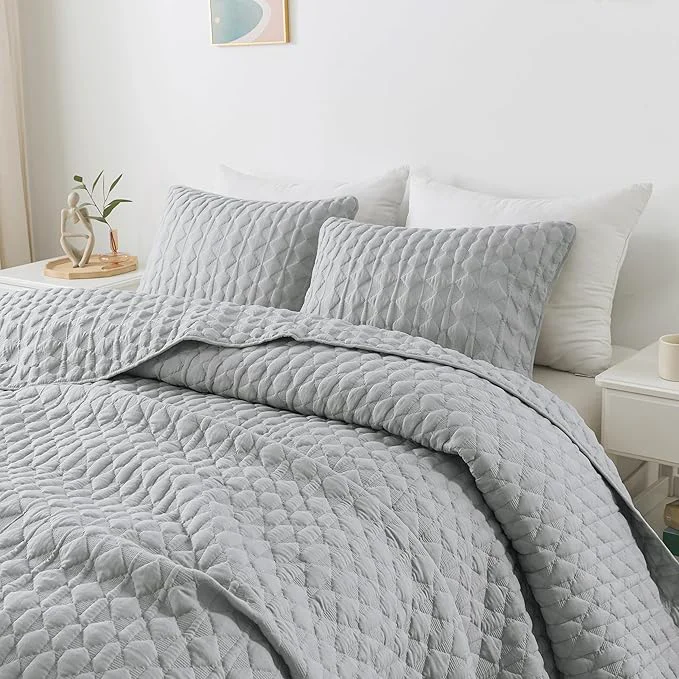 Flexible WDCOZY Light Grey Quilts Queen Size Bedding Set with 2 Pillow Shams Lightweight Soft Bedspread Coverlet Thin Comforter Bed Cover for All Season 3 Pieces 90x90 inches Enhanced