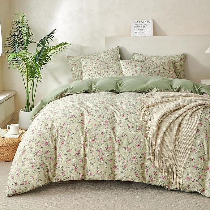 Excellent Queen Comforter Set Floral Soft 3 Pieces Chic Crinkle Gauze Fabric Garden Style Floral Print Botanical Comforter for All Seasons Luxury Warmth Comfy Breathable with 2 Pillowcases Prestigious