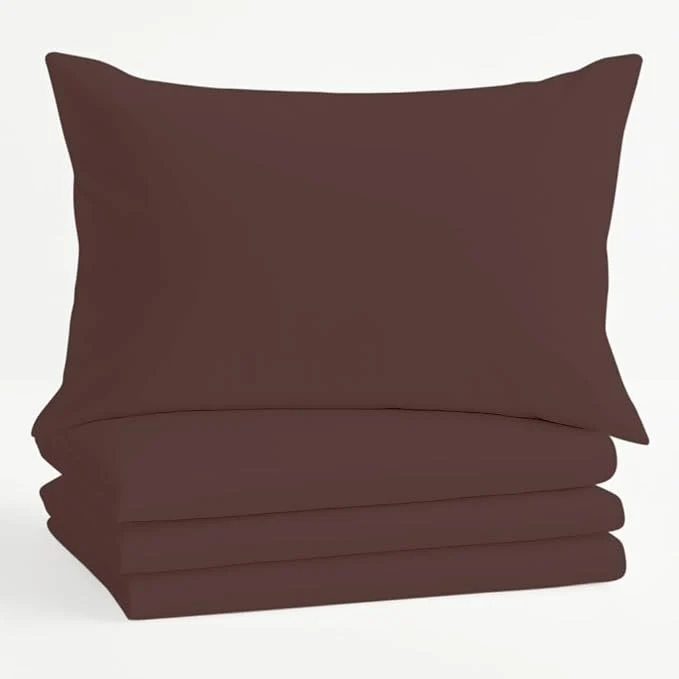 Relaxed Comfort Beddings Standard Pillowcases Set of 4 – Organic Cotton 600 Thread Count Sateen Soft amp Comfy Pillow Covers with Envelope Closure Brown Standard Size 20 x 26 Inches Unique