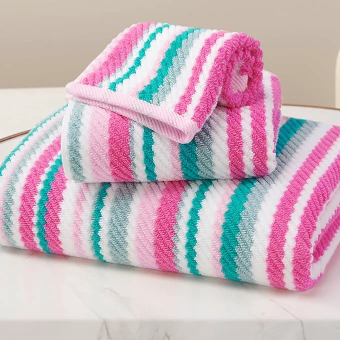 High-Quality Pink Soft Towel Set 1 Bath 28 x52 1 Hand 16 x27 1 Wash Cloth 13 x13 Original Design