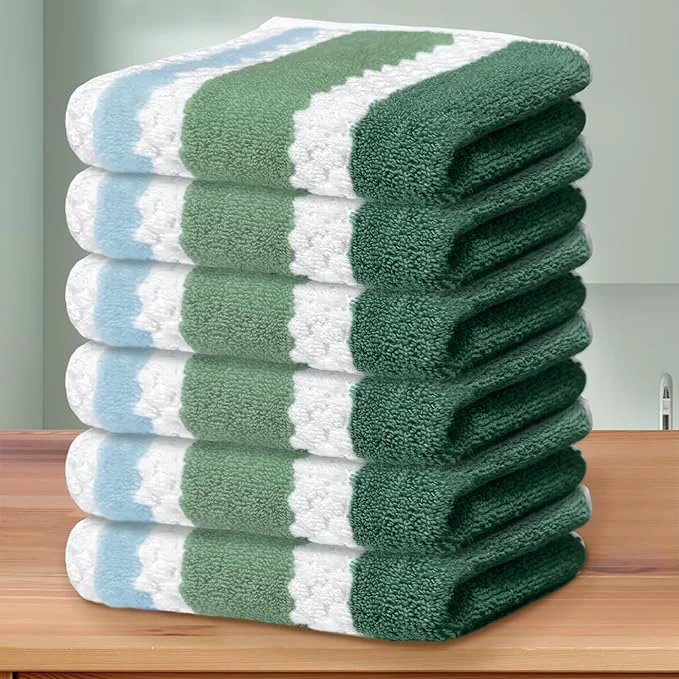 World-Class Green and White Washcloths Classic