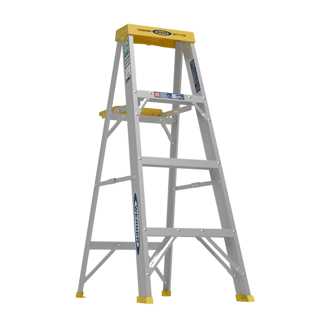 World-Class Werner 4 ft. Aluminum Step Ladder Powerful