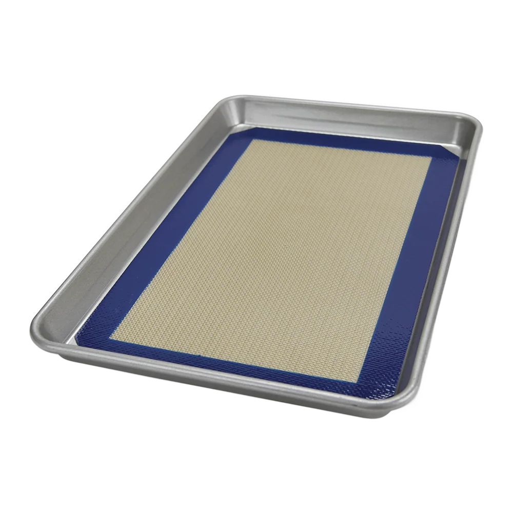 High-Performance USA PAN Half Sheet Pan Baking Mat Set 17.25 x 12.25 in. Lightweight