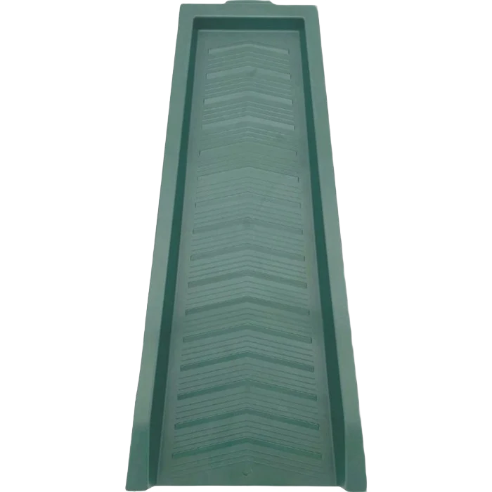 Solid Master Mark 11 W x 2.25 H x 22.90 Green Chevron Splash Block Professional