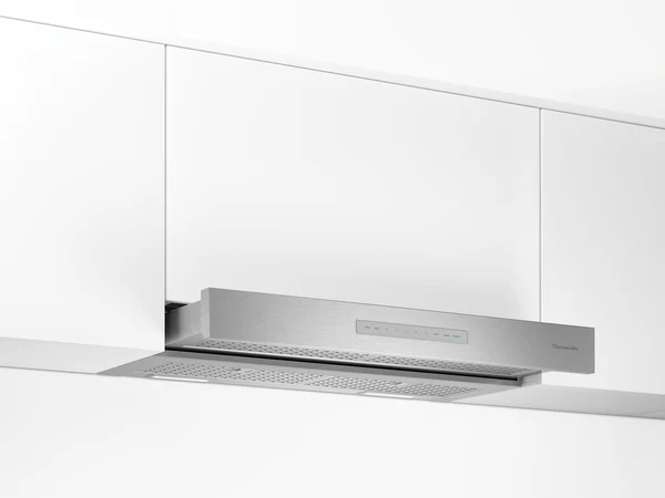 Easy-to-Use Masterpiece® Pull-out Hood Stainless Steel Original Design