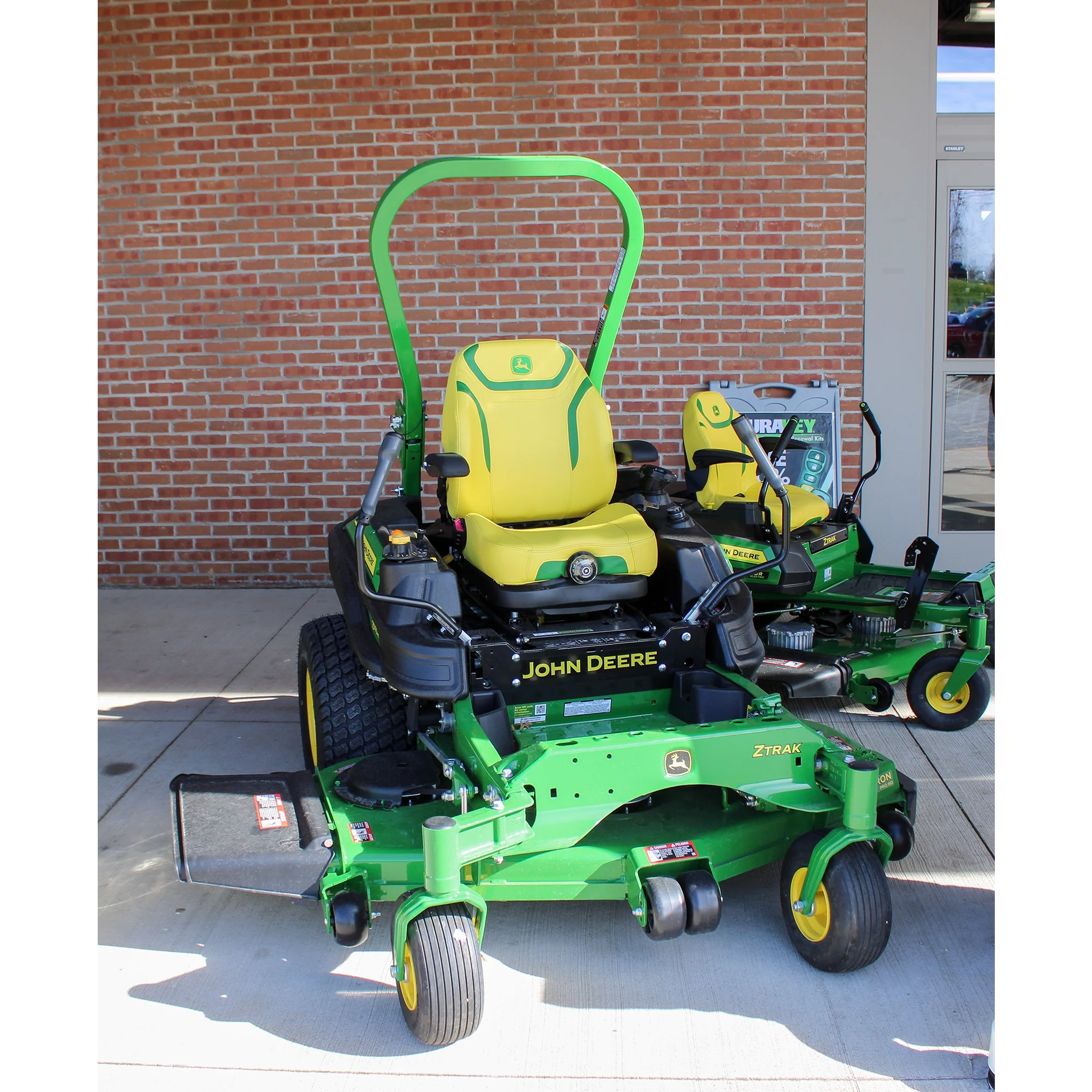 Artisan John Deere JD690779 Custom Z970R Zeo-Turn Mower with 60-In. Deck Selected
