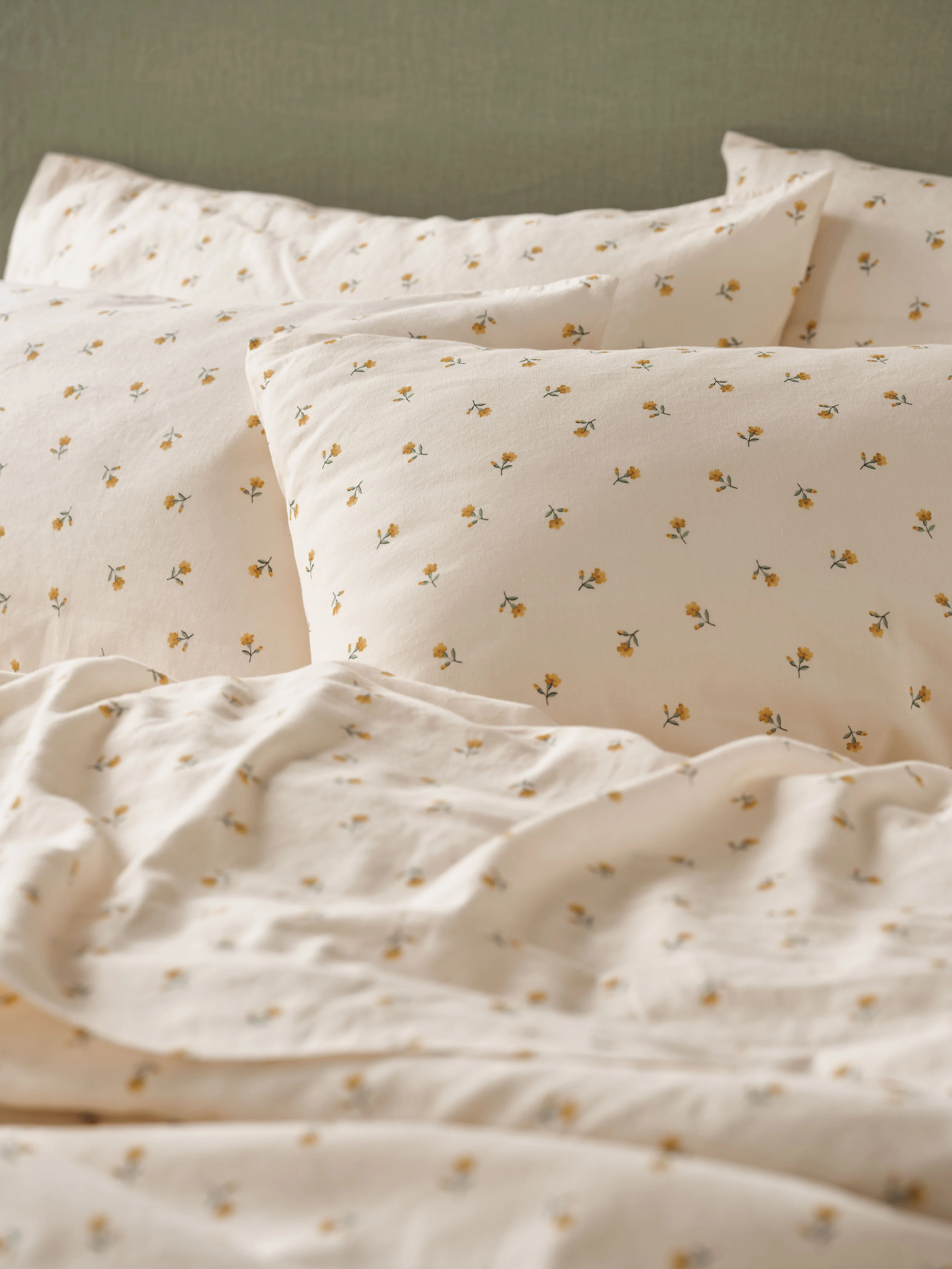 Smooth Honey Posy Bud Linen Blend Pillowcases Pair Clean